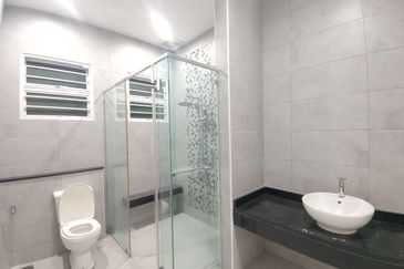 Botani Seri Beringin Double Storey Terraced House For Rent Ipoh Perak 