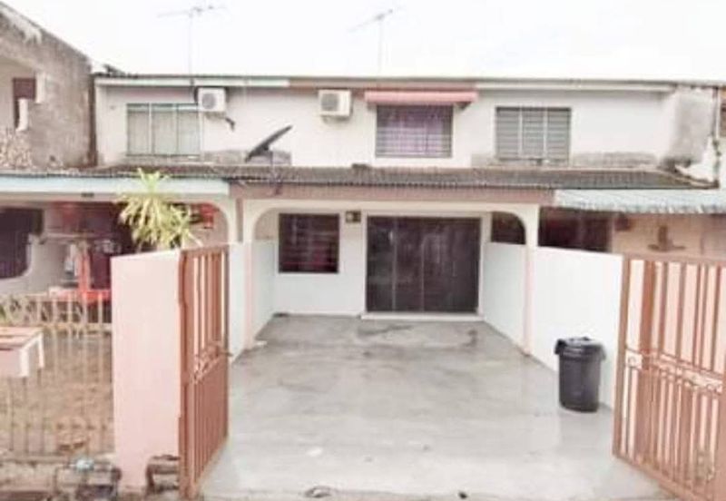 Pengkalan Desa Pakatan