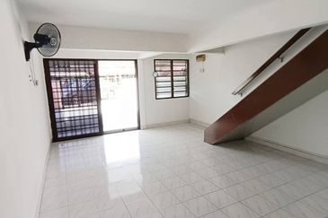 Pengkalan Desa Pakatan