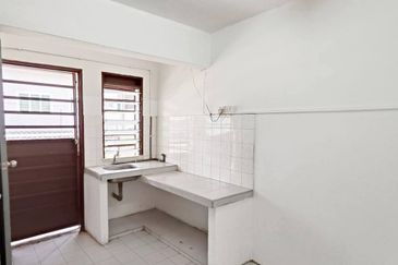 Pengkalan Desa Pakatan