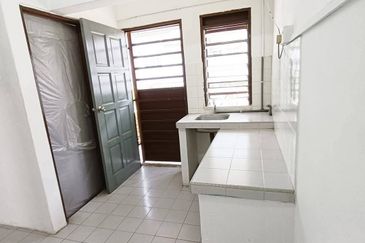 Pengkalan Desa Pakatan