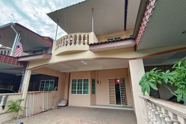 Panorama Lapangan Perdana