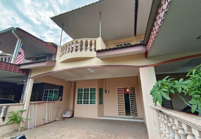 Panorama Lapangan Perdana