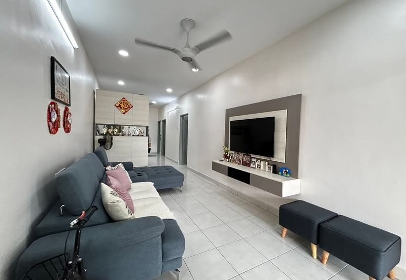 DESA LAHAT SRI -WANG