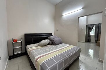 DESA LAHAT SRI -WANG