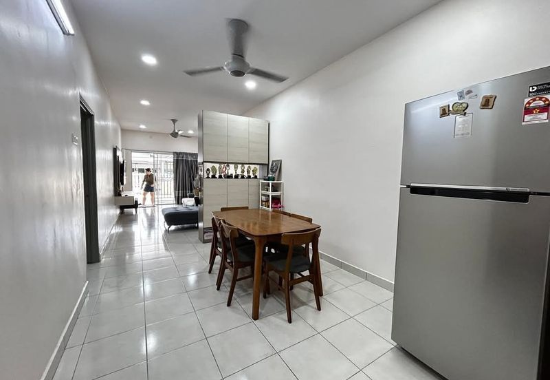 DESA LAHAT SRI -WANG