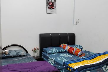 DESA LAHAT SRI -WANG