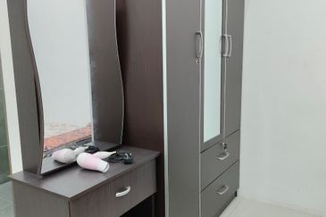 DESA LAHAT SRI -WANG