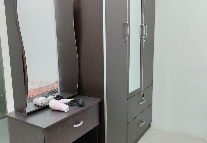 DESA LAHAT SRI -WANG