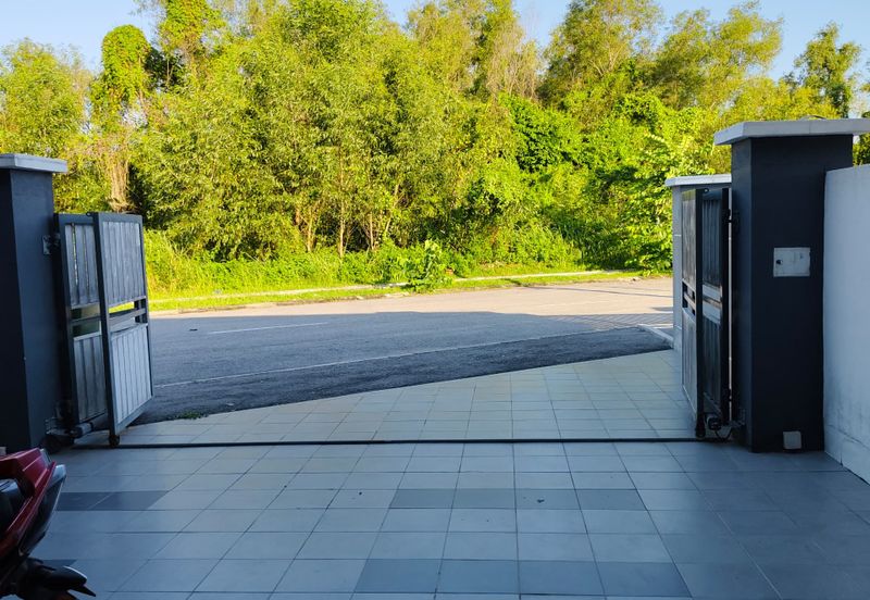 DESA LAHAT SRI -WANG