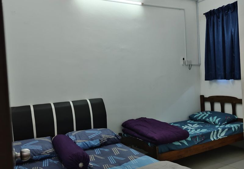 DESA LAHAT SRI -WANG