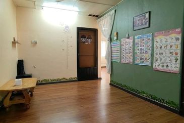 Batu Gajah Taman Anggerik Single Storey Corner House For Sale Perak