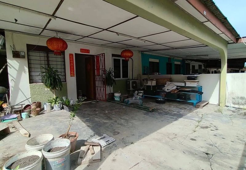 Batu Gajah Taman Anggerik Single Storey Corner House For Sale Perak