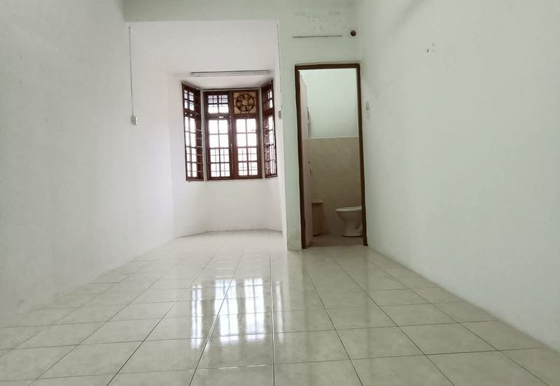 TAMAN PENGKALAN MAKMUR