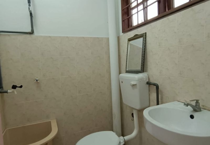 TAMAN PENGKALAN MAKMUR