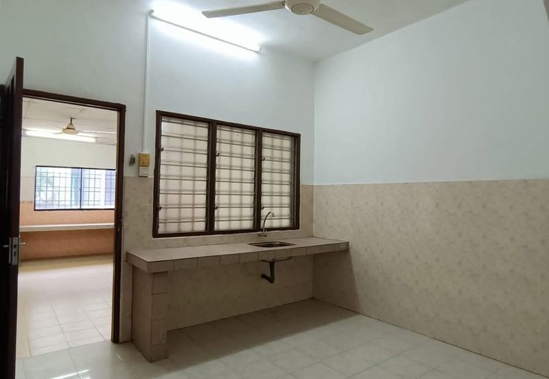 TAMAN PENGKALAN MAKMUR