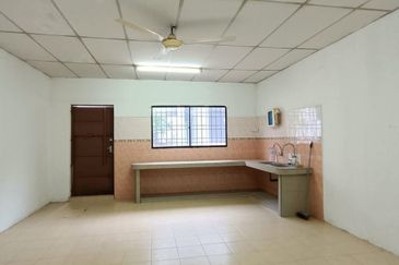 TAMAN PENGKALAN MAKMUR