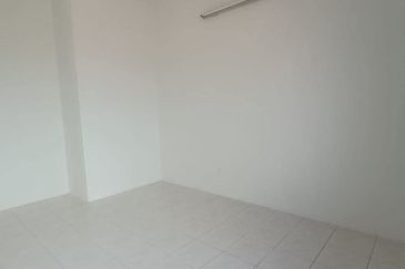 TAMAN BUKIT KLEDANG INDAH