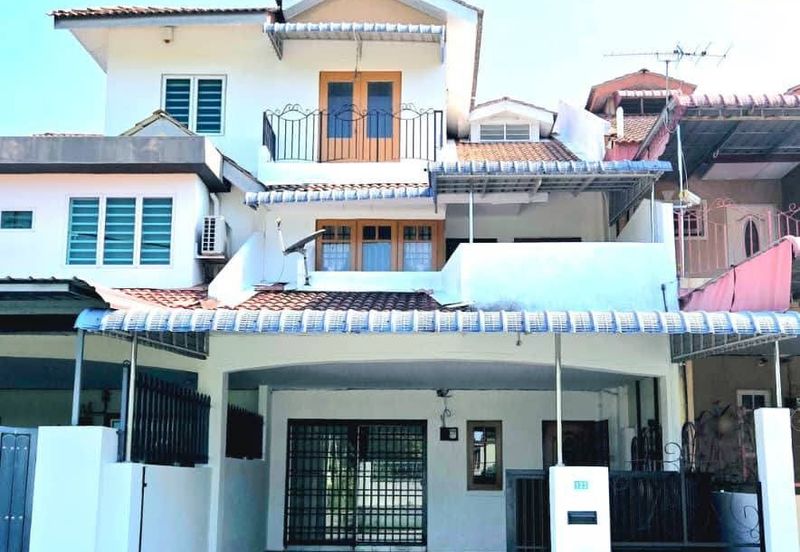 Panorama Lapangan Perdana