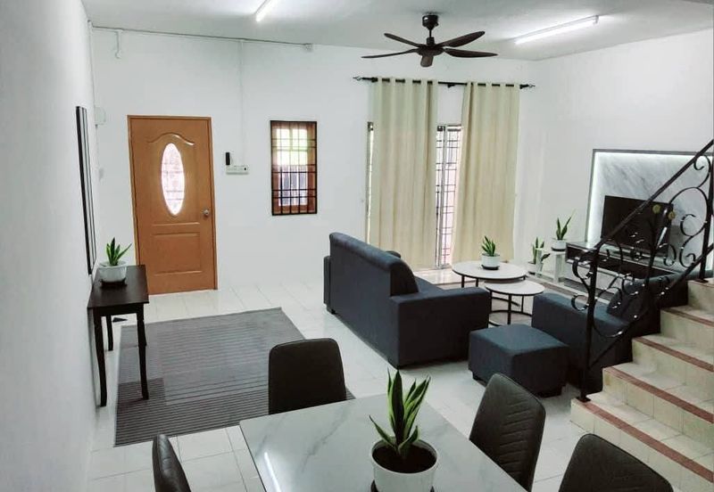 Panorama Lapangan Perdana