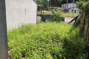 Batu Gajah Single Storey Bungalow House For Sale Perak