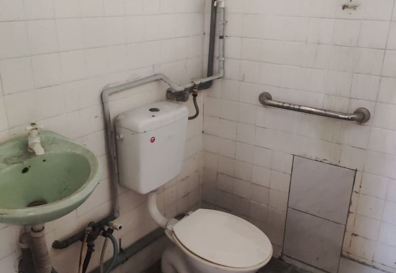 Batu Gajah Single Storey Bungalow House For Sale Perak