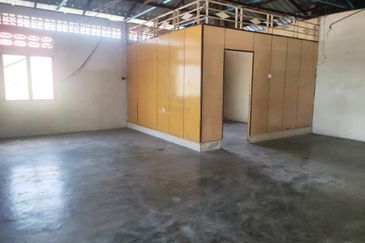 Batu Gajah Single Storey Bungalow House For Sale Perak