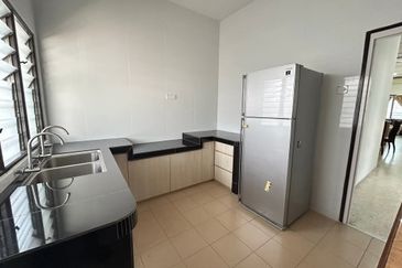 PASIR PUTEH/PENGKALAN