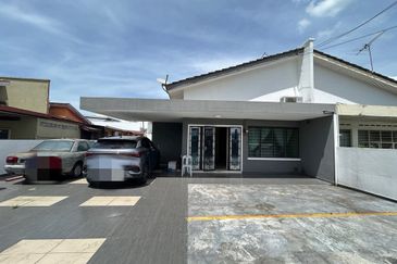 PASIR PUTEH/PENGKALAN