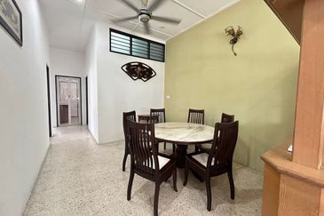 PASIR PUTEH/PENGKALAN