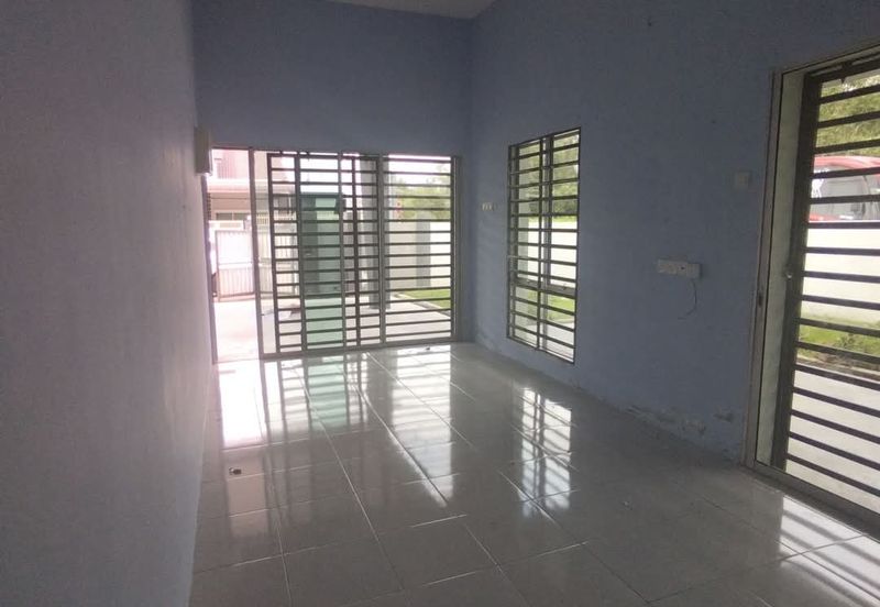 DESA LAHAT SRI -WANG