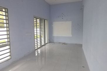 DESA LAHAT SRI -WANG