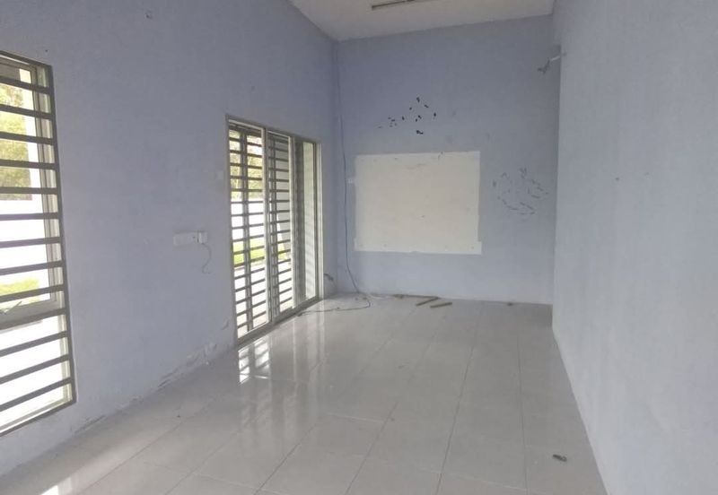 DESA LAHAT SRI -WANG