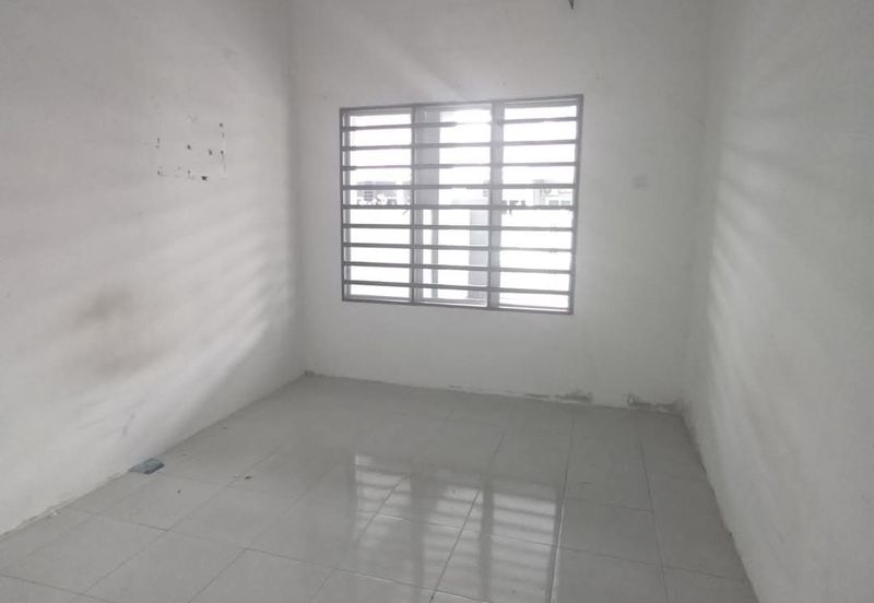 DESA LAHAT SRI -WANG