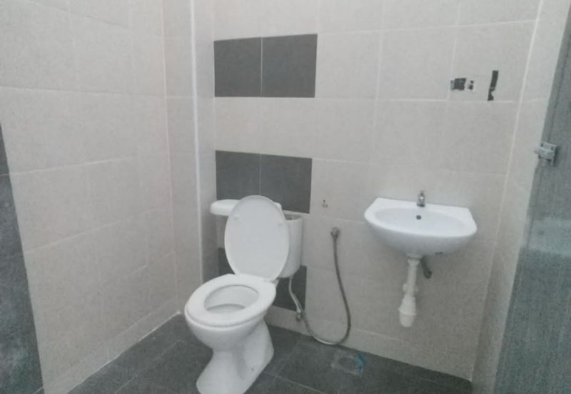 DESA LAHAT SRI -WANG