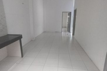 DESA LAHAT SRI -WANG