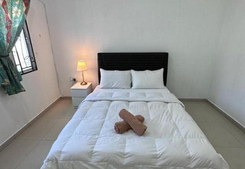 Taman Lapangan Hartamas Botani