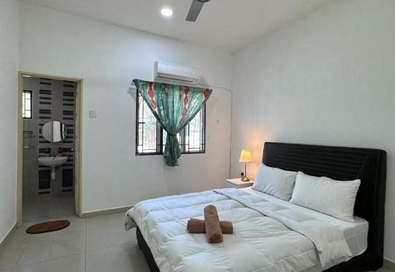 Taman Lapangan Hartamas Botani