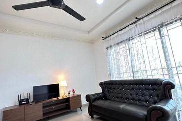 Taman Lapangan Hartamas Botani