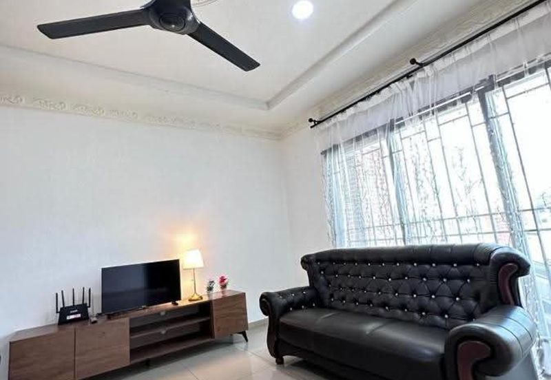 Taman Lapangan Hartamas Botani