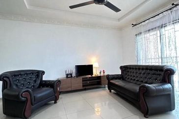 Taman Lapangan Hartamas Botani