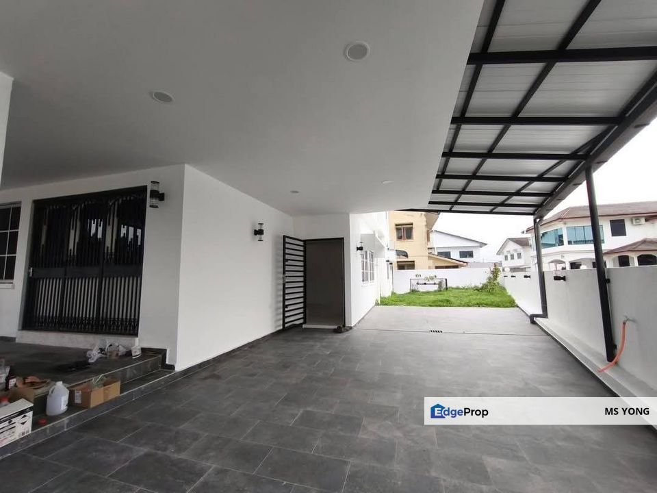 Pasir Puteh Double Storey Semi Detached House For Sale Ipoh Perak , Melaka, Melaka Tengah
