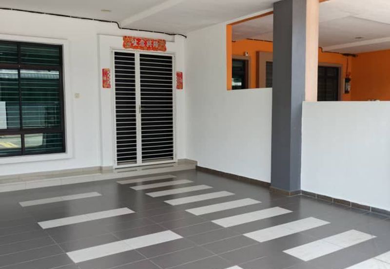 Taman Lapangan Hartamas Botani