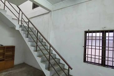 Pengkalan 1.5 Storey Semi Detached Factory For Rent Ipoh Perak 