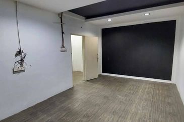 Pengkalan 1.5 Storey Semi Detached Factory For Rent Ipoh Perak 