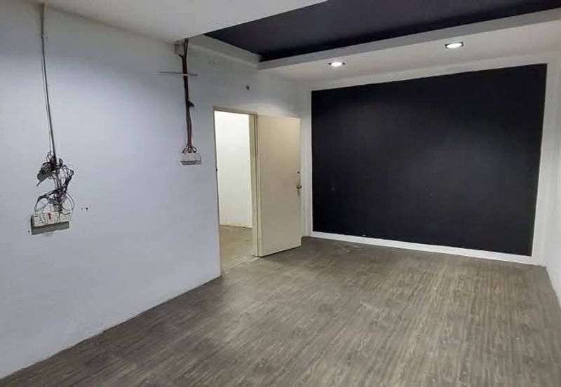 Pengkalan 1.5 Storey Semi Detached Factory For Rent Ipoh Perak 