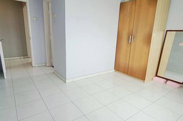 KONDOMINIUM DAMAIPURI