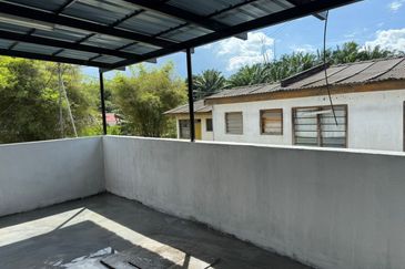 Batu Gajah Bemban Single Storey Terraced House For Rent Perak