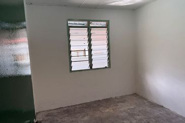 Batu Gajah Bemban Single Storey Terraced House For Rent Perak