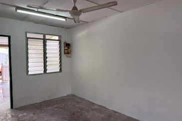Batu Gajah Bemban Single Storey Terraced House For Rent Perak
